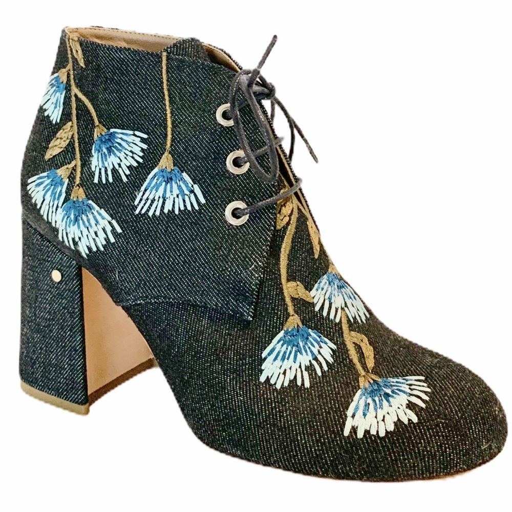 Laurence Decade boots NEW